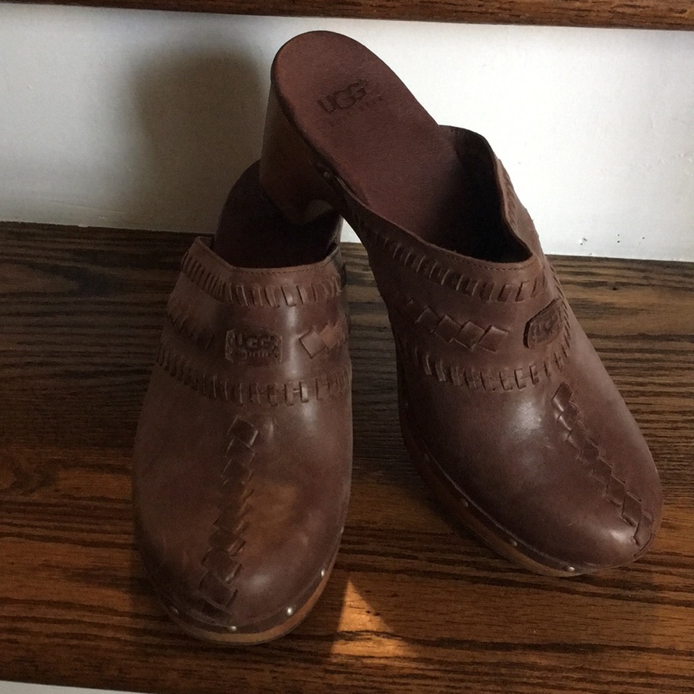UGG Clogs